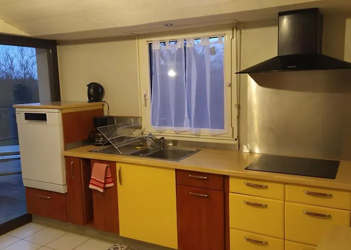 La Péraie - Le Roseau Сasa de vacaciones *